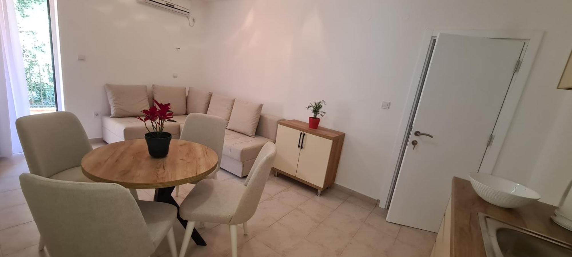 Apartments Obala Dragovic Petrovac Bagian luar foto